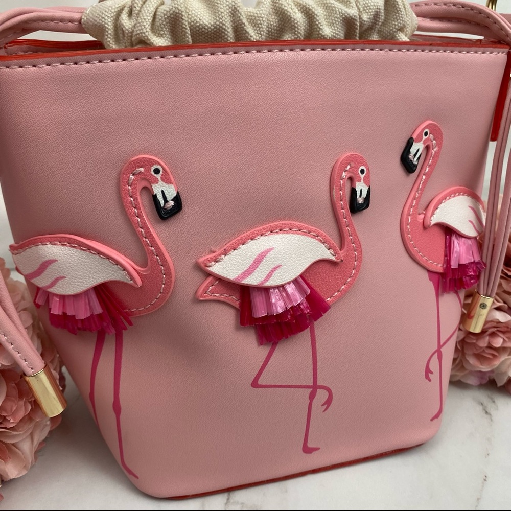 Beautiful Pink Flamingo Crossbody Bucket Purse - Picture 7 of 16